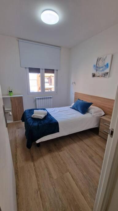 Apartamento Aires De Tineo Oviedo Eksteriør bilde